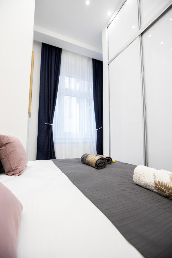 Theatre Square Apartments Novi Sad Dış mekan fotoğraf