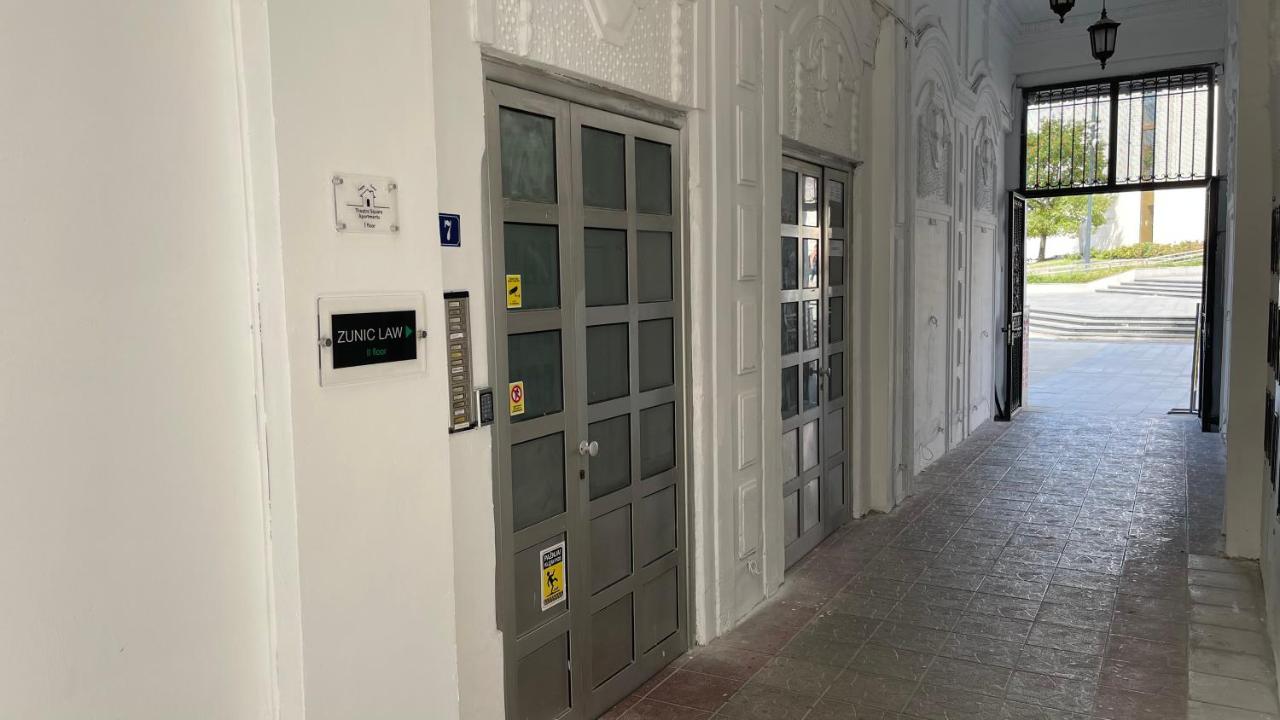 Theatre Square Apartments Novi Sad Dış mekan fotoğraf